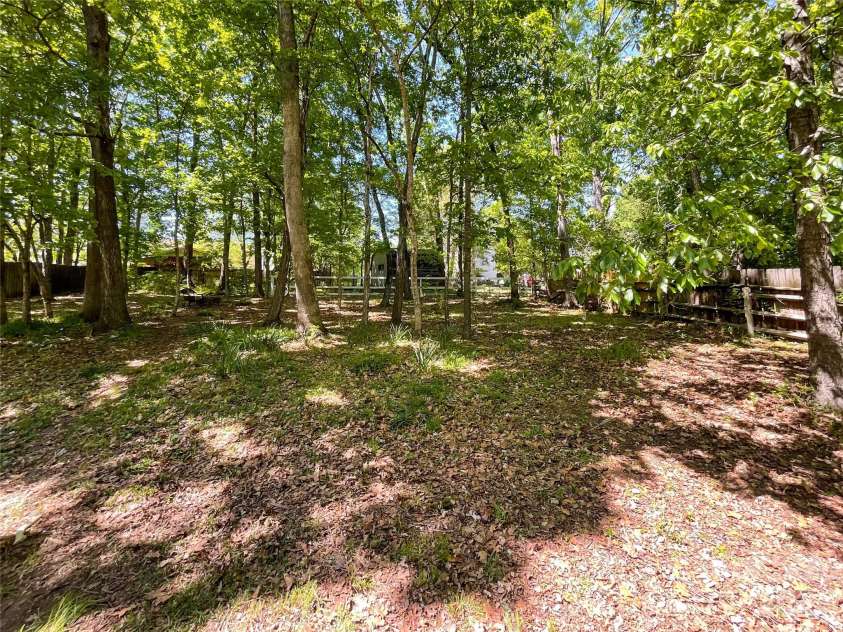 2113 Killarney Place, Charlotte, NC 28262.  MLS# CAR4247042, YatesRealty ID 2848. 