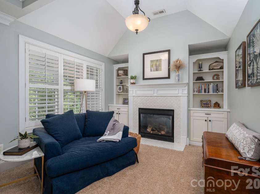 4608 Water Oak Drive, Lake Wylie, SC 29710.  MLS# CAR4376254, YatesRealty ID 28481. 
