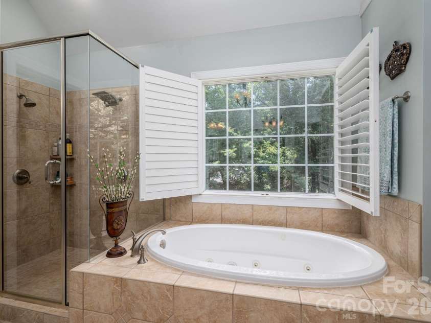 4608 Water Oak Drive, Lake Wylie, SC 29710.  MLS# CAR4376254, YatesRealty ID 28481. 
