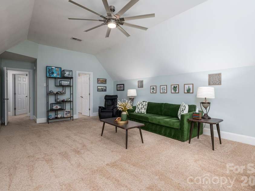 4608 Water Oak Drive, Lake Wylie, SC 29710.  MLS# CAR4376254, YatesRealty ID 28481. 