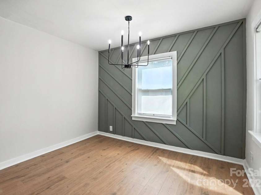 2437 Remount Road, Charlotte, NC 28208.  MLS# CAR4282284, YatesRealty ID 28482. 