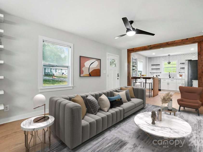 2437 Remount Road, Charlotte, NC 28208.  MLS# CAR4282284, YatesRealty ID 28482. 