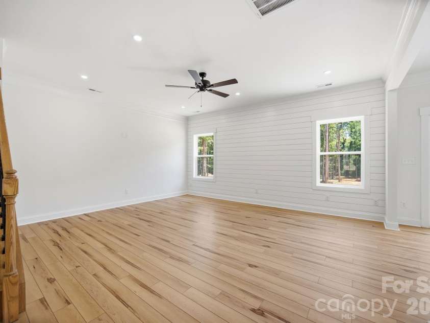 305 Lake Farm Drive, Salisbury, NC 28146.  MLS# CAR4383519, YatesRealty ID 28482. 