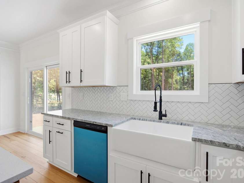 305 Lake Farm Drive, Salisbury, NC 28146.  MLS# CAR4383519, YatesRealty ID 28482. 