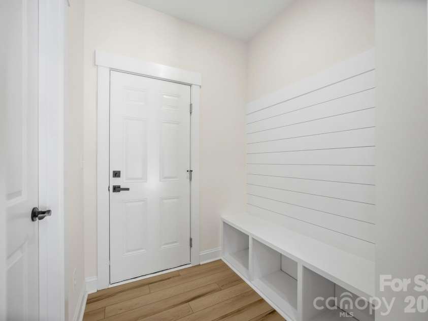 305 Lake Farm Drive, Salisbury, NC 28146.  MLS# CAR4383519, YatesRealty ID 28482. 