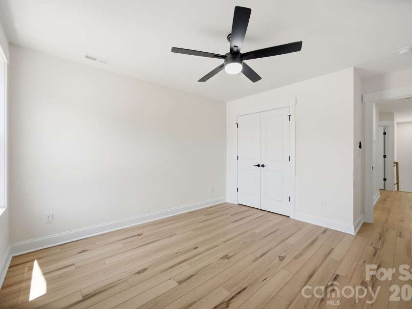 305 Lake Farm Drive, Salisbury, NC 28146.  MLS# CAR4383519, YatesRealty ID 28482. 