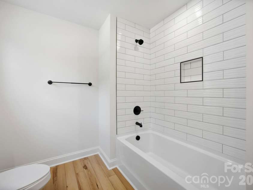 305 Lake Farm Drive, Salisbury, NC 28146.  MLS# CAR4383519, YatesRealty ID 28482. 