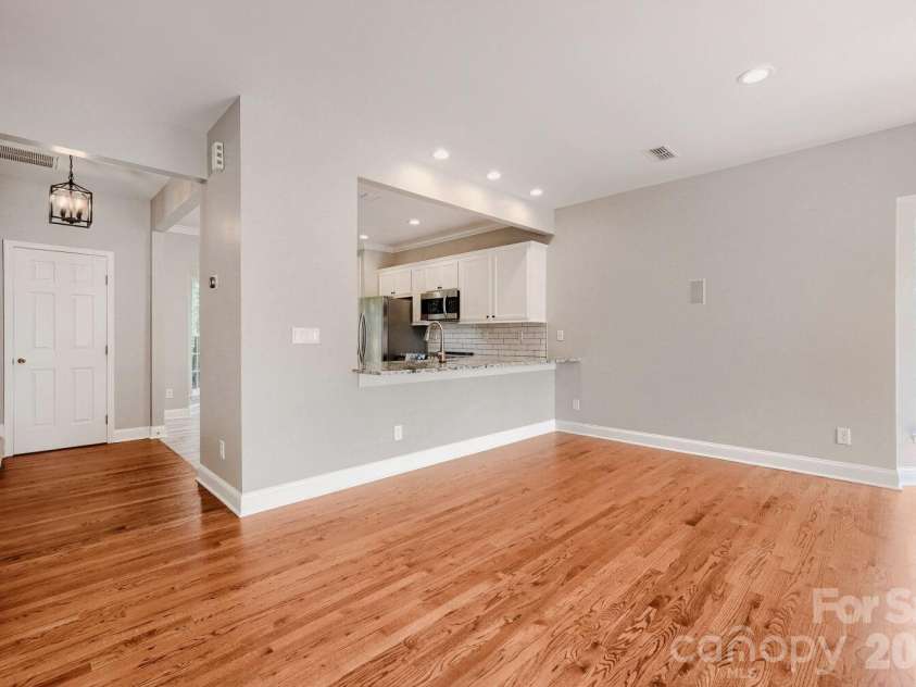 11405 Destin Lane, Charlotte, NC 28277.  MLS# CAR4385259, YatesRealty ID 28483. 