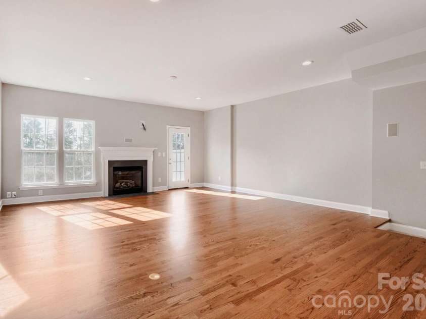 11405 Destin Lane, Charlotte, NC 28277.  MLS# CAR4385259, YatesRealty ID 28483. 