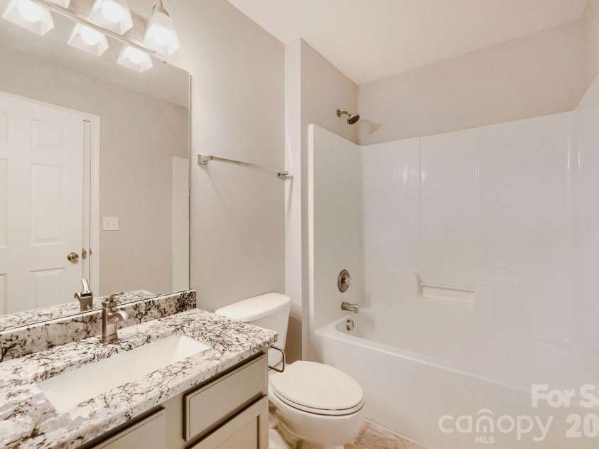 11405 Destin Lane, Charlotte, NC 28277.  MLS# CAR4385259, YatesRealty ID 28483. 