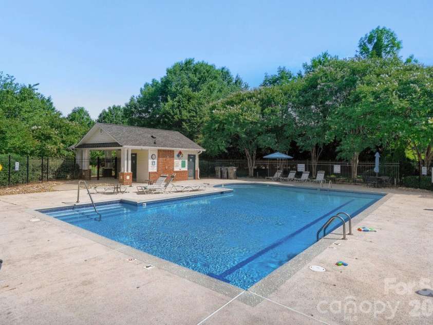11405 Destin Lane, Charlotte, NC 28277.  MLS# CAR4385259, YatesRealty ID 28483. 