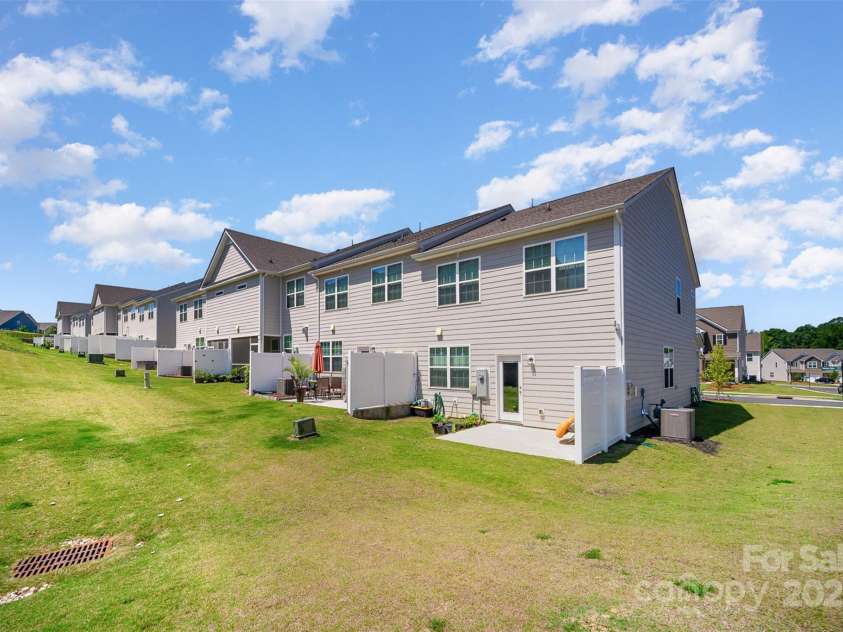 6005 Chelsea Oaks Ridge, Tega Cay, SC 29708.  MLS# CAR4282577, YatesRealty ID 28483. 