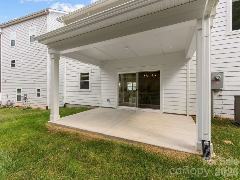 180 Cherry Springs Lane, Asheville, NC 28804.  MLS# CAR4341733, YatesRealty ID 28486. 