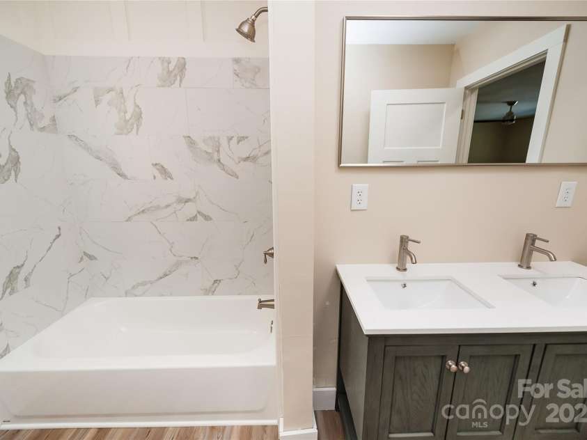 109 Avery Drive, Forest City, NC 28043.  MLS# CAR4273503, YatesRealty ID 28487. 