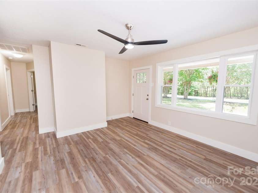 109 Avery Drive, Forest City, NC 28043.  MLS# CAR4273503, YatesRealty ID 28487. 