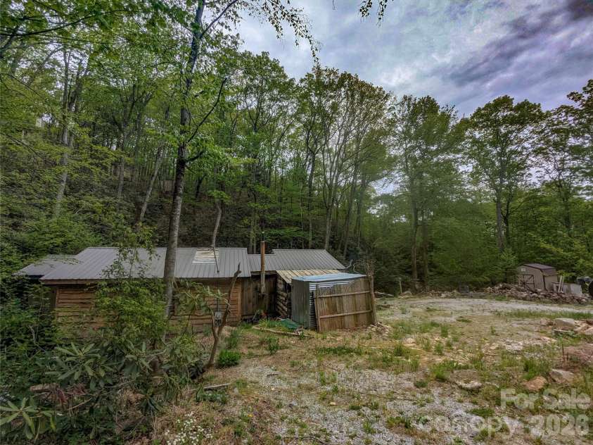 1034 Kyles Creek Road, Hendersonville, NC 28792.  MLS# CAR4377604, YatesRealty ID 28488. 