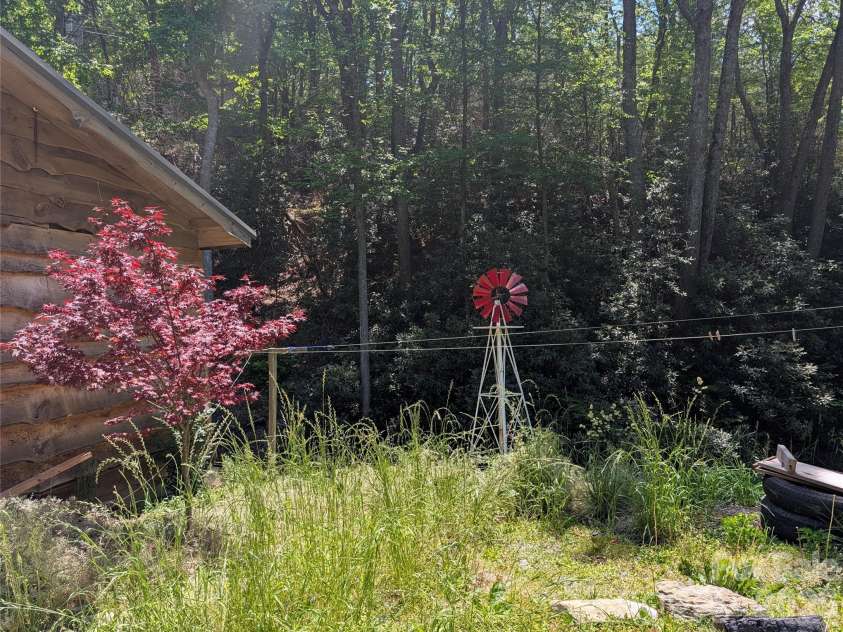 1034 Kyles Creek Road, Hendersonville, NC 28792.  MLS# CAR4377604, YatesRealty ID 28488. 