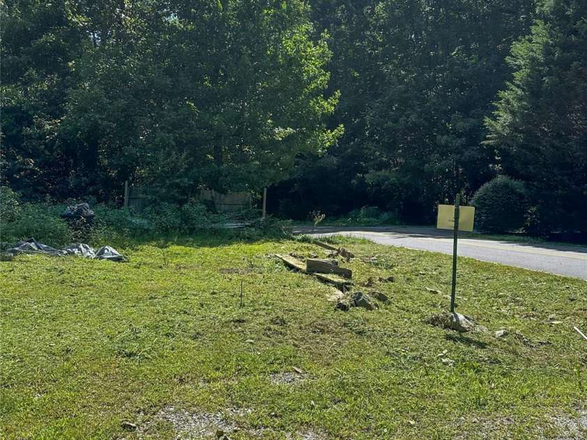 1034 Kyles Creek Road, Hendersonville, NC 28792.  MLS# CAR4377604, YatesRealty ID 28488. 