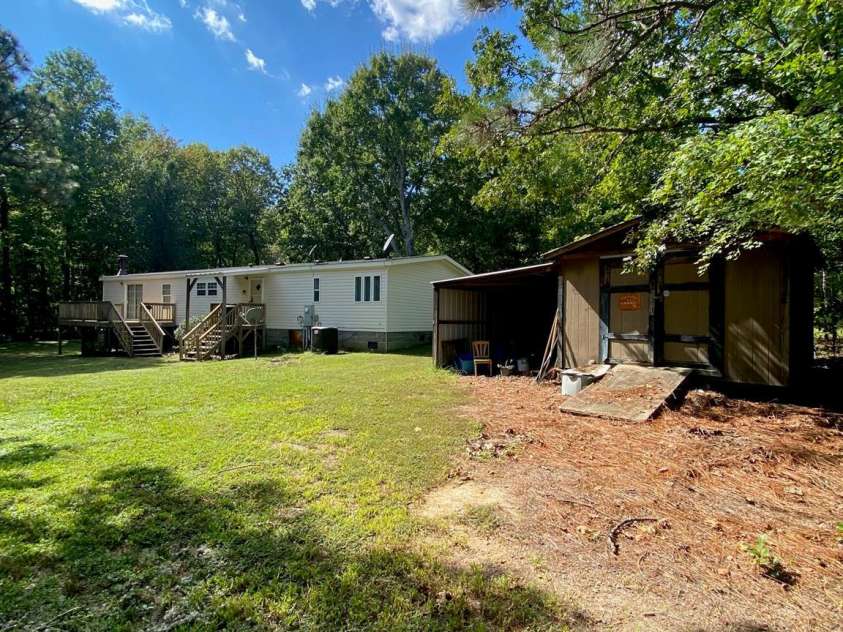 176 Hunters Glen Road, Troy, NC 27371.  MLS# CAR4281871, YatesRealty ID 28488. 