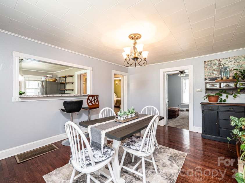 114 Mountain View Street, Morganton, NC 28655.  MLS# CAR4387671, YatesRealty ID 28489. 