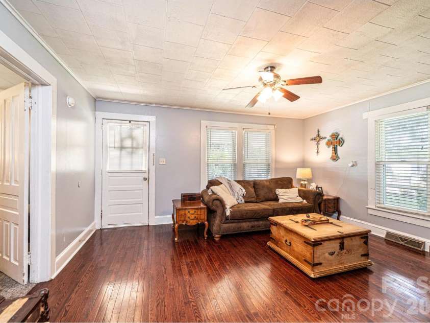 114 Mountain View Street, Morganton, NC 28655.  MLS# CAR4387671, YatesRealty ID 28489. 