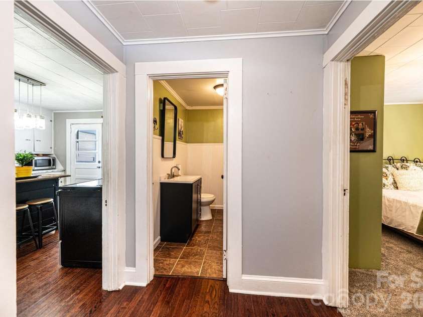 114 Mountain View Street, Morganton, NC 28655.  MLS# CAR4387671, YatesRealty ID 28489. 