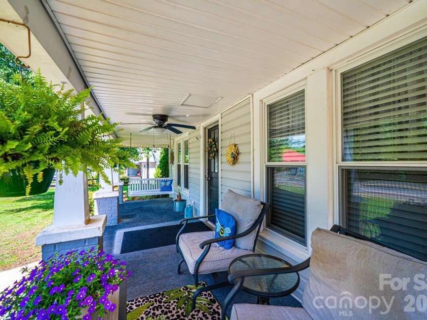 114 Mountain View Street, Morganton, NC 28655.  MLS# CAR4387671, YatesRealty ID 28489. 