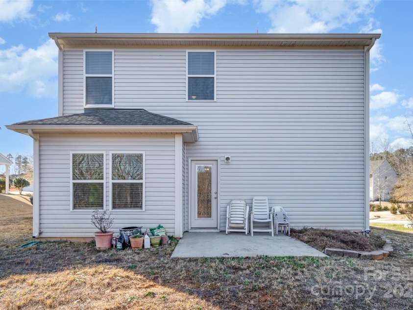8009 Camden Crossing, Lowell, NC 28098.  MLS# CAR4327771, YatesRealty ID 2849. 