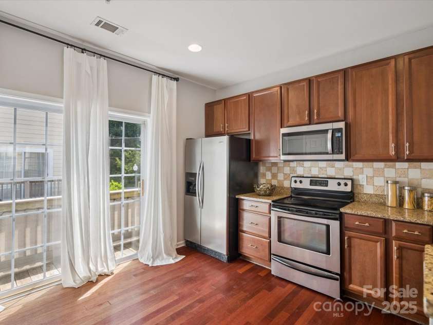 1236 Taliesin Court, Charlotte, NC 28204.  MLS# CAR4284136, YatesRealty ID 28490. 