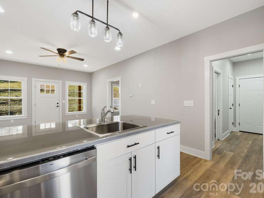 129 Brentwood Road, Morganton, NC 28655.  MLS# CAR4340717, YatesRealty ID 28491. 