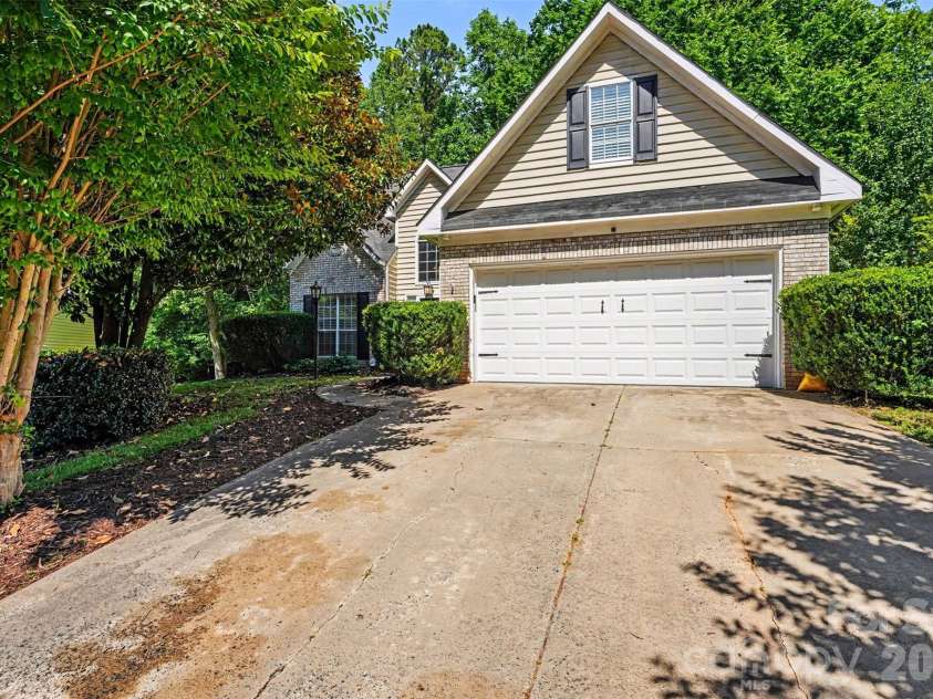 9111 Cedar River Road, Huntersville, NC 28078.  MLS# CAR4388496, YatesRealty ID 28491. 
