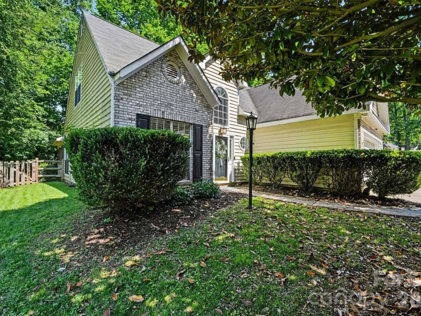 9111 Cedar River Road, Huntersville, NC 28078.  MLS# CAR4388496, YatesRealty ID 28491. 