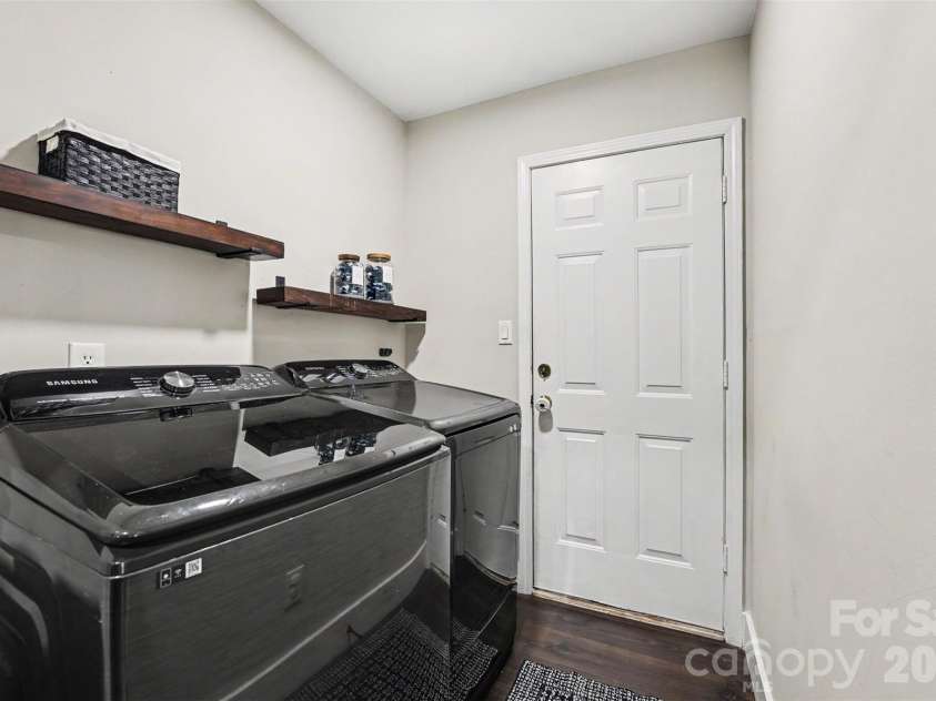 9111 Cedar River Road, Huntersville, NC 28078.  MLS# CAR4388496, YatesRealty ID 28491. 
