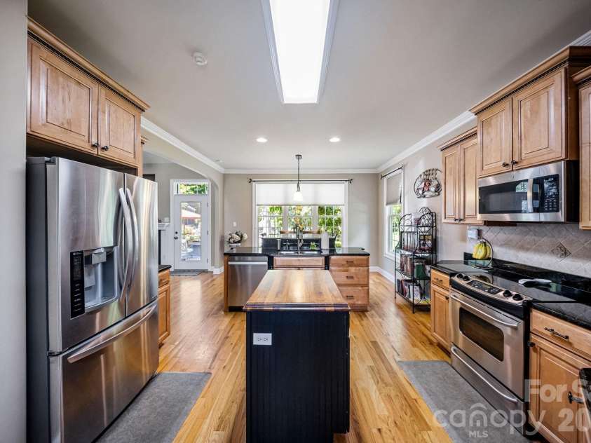 1311 Oak Grove Lane, Salisbury, NC 28146.  MLS# CAR4386507, YatesRealty ID 28492. 