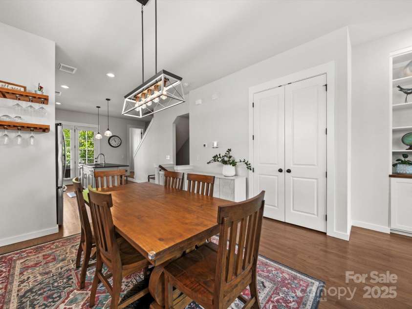4201 Spencer Towns Lane, Charlotte, NC 28205.  MLS# CAR4278507, YatesRealty ID 28492. 