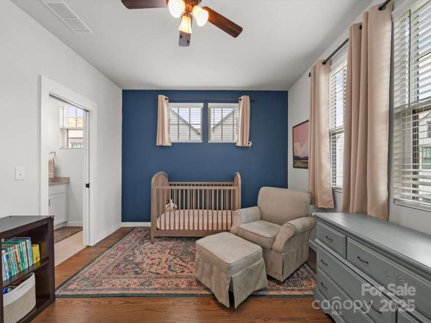 4201 Spencer Towns Lane, Charlotte, NC 28205.  MLS# CAR4278507, YatesRealty ID 28492. 