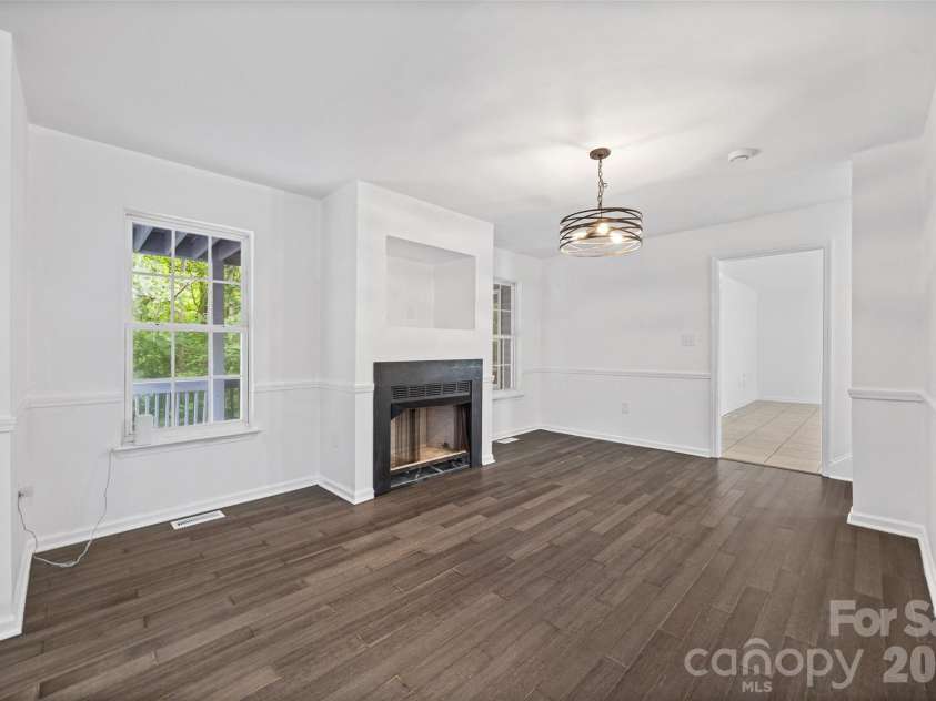 6226 Dumont Lane, Charlotte, NC 28269.  MLS# CAR4385992, YatesRealty ID 28494. 