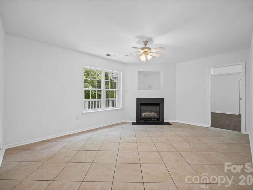 6226 Dumont Lane, Charlotte, NC 28269.  MLS# CAR4385992, YatesRealty ID 28494. 