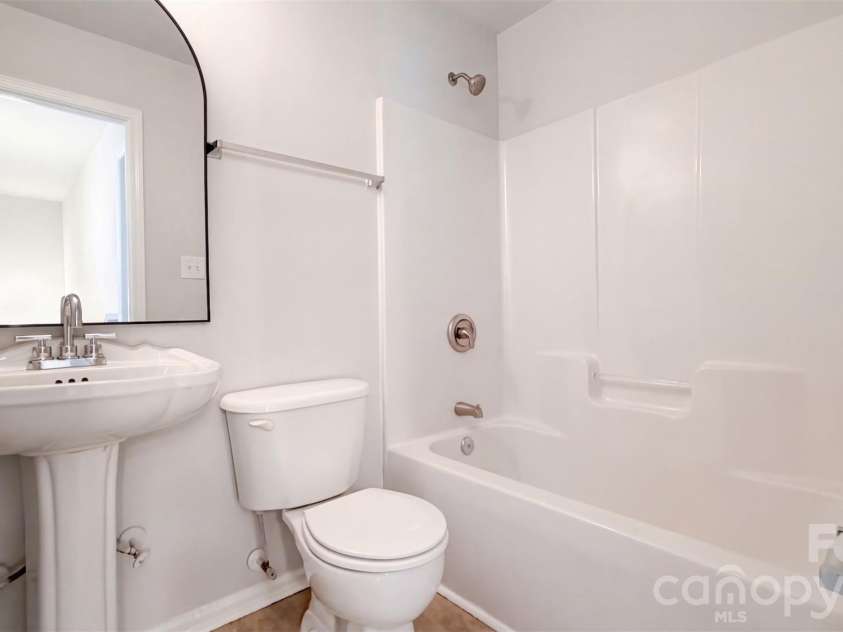 6226 Dumont Lane, Charlotte, NC 28269.  MLS# CAR4424023, YatesRealty ID 28494. 
