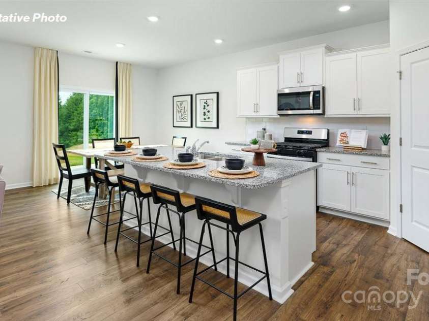 235 Giant Oak Avenue, Statesville, NC 28677.  MLS# CAR4280612, YatesRealty ID 28495. 