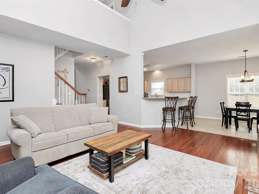 11816 Pheasant Lane, Charlotte, NC 28277.  MLS# CAR4388376, YatesRealty ID 28496. 