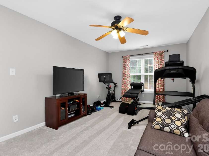 11816 Pheasant Lane, Charlotte, NC 28277.  MLS# CAR4388376, YatesRealty ID 28496. 