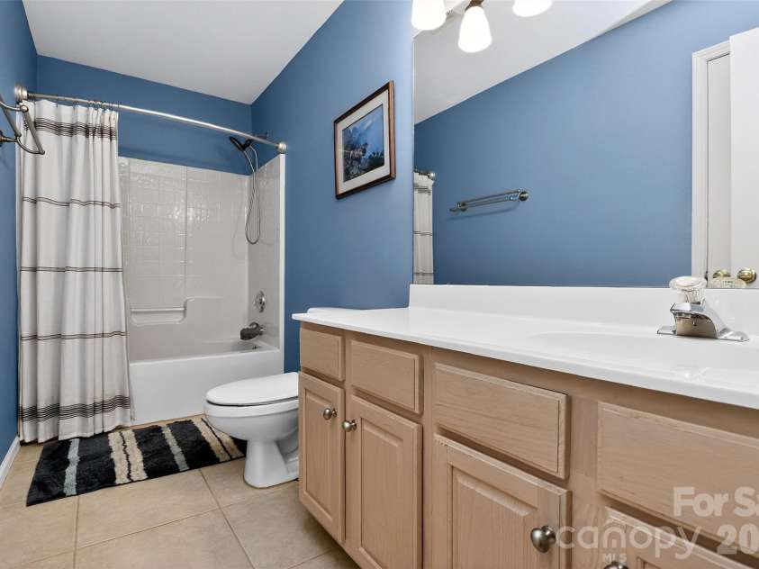 11816 Pheasant Lane, Charlotte, NC 28277.  MLS# CAR4388376, YatesRealty ID 28496. 