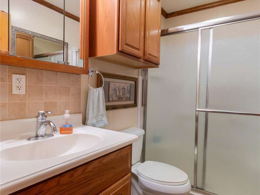 40 Double Island Road, Burnsville, NC 28714.  MLS# CAR4282479, YatesRealty ID 28496. 