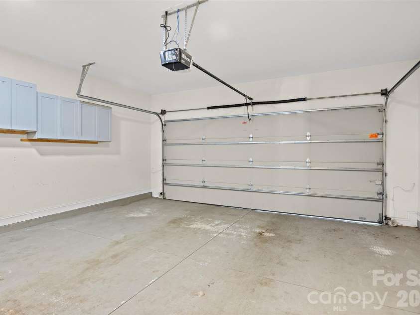 3112 Ethereal Lane, Charlotte, NC 28226.  MLS# CAR4381355, YatesRealty ID 28498. 