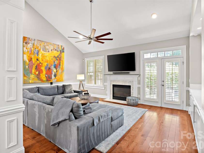3112 Ethereal Lane, Charlotte, NC 28226.  MLS# CAR4381355, YatesRealty ID 28498. 