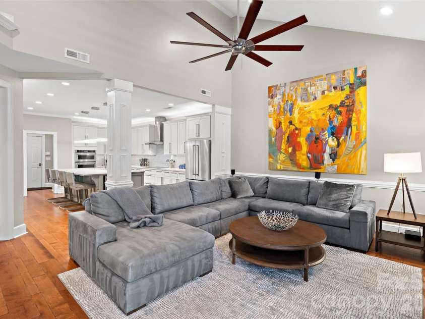 3112 Ethereal Lane, Charlotte, NC 28226.  MLS# CAR4381355, YatesRealty ID 28498. 