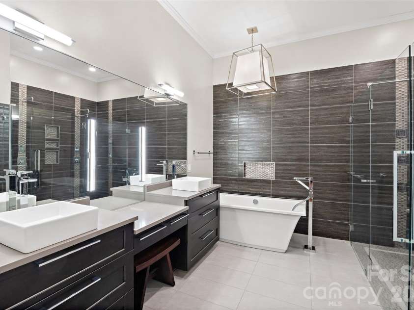 3112 Ethereal Lane, Charlotte, NC 28226.  MLS# CAR4381355, YatesRealty ID 28498. 