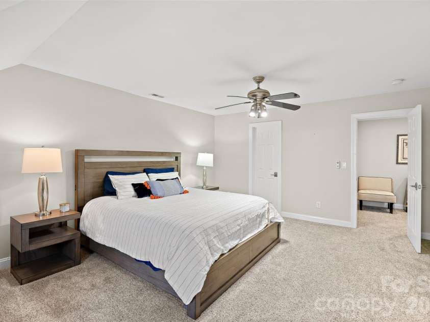 3112 Ethereal Lane, Charlotte, NC 28226.  MLS# CAR4381355, YatesRealty ID 28498. 
