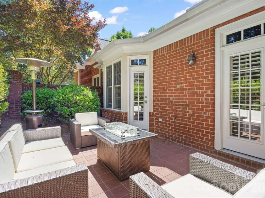 3112 Ethereal Lane, Charlotte, NC 28226.  MLS# CAR4381355, YatesRealty ID 28498. 